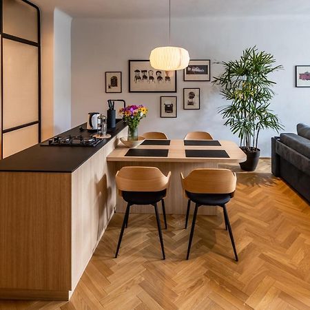 Onlviv Apartments Rynok Square 18/2 Zewnętrze zdjęcie